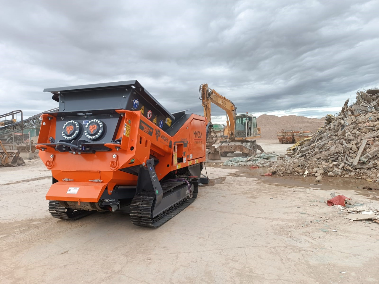 Arjes Compaktor - Krossverk: bild 4 Arjes Compaktor - Krossverk: bild 4