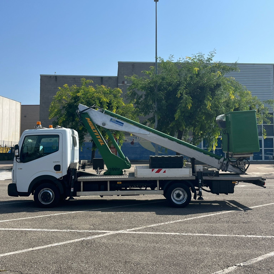 Renault Maxity - Lastbil: bild 2 Renault Maxity - Lastbil: bild 2