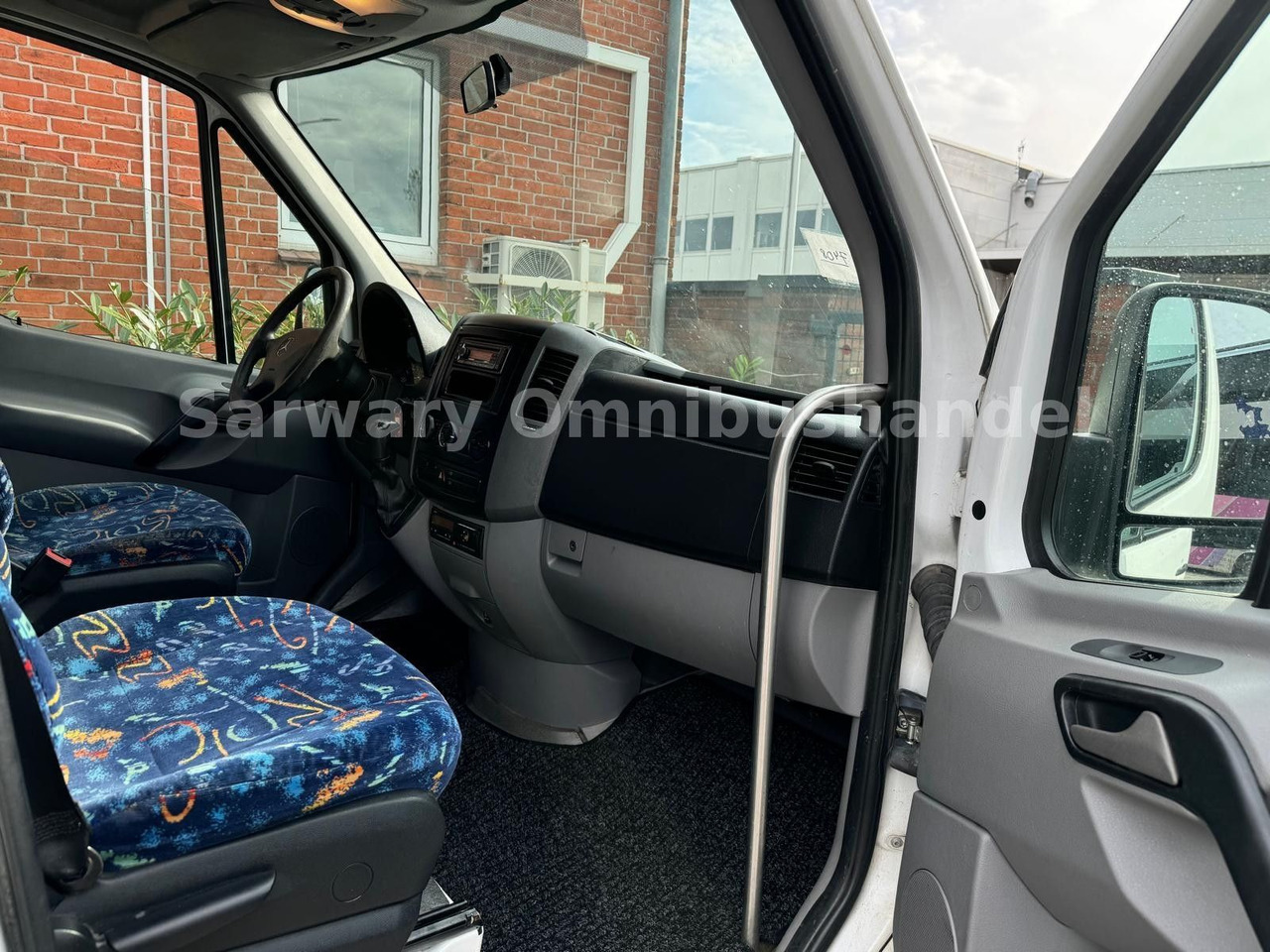 Minibuss, Persontransport Mercedes-Benz 516 CDI Sprinter*Euro 5* Klima*17 Sitze*Lift*519: bild 34 Minibuss, Persontransport Mercedes-Benz 516 CDI Sprinter*Euro 5* Klima*17 Sitze*Lift*519: bild 34