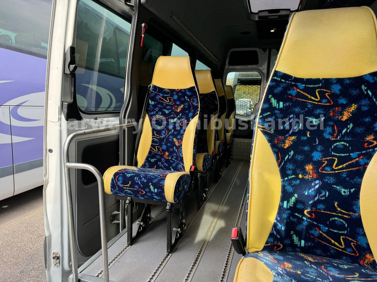 Minibuss, Persontransport Mercedes-Benz 516 CDI Sprinter*Euro 5* Klima*17 Sitze*Lift*519: bild 39 Minibuss, Persontransport Mercedes-Benz 516 CDI Sprinter*Euro 5* Klima*17 Sitze*Lift*519: bild 39