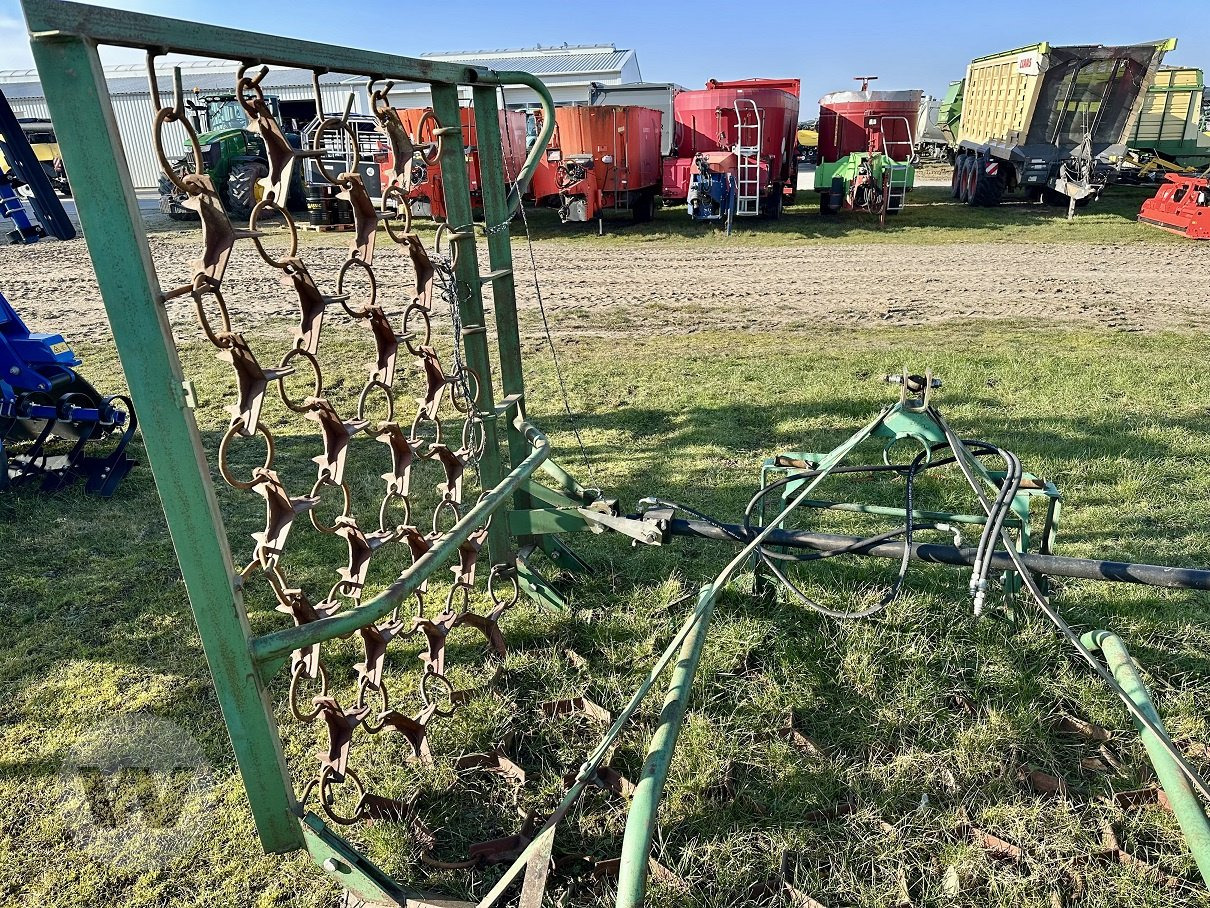 Düvelsdorf DGE604 - Gräsharv: bild 3 Düvelsdorf DGE604 - Gräsharv: bild 3