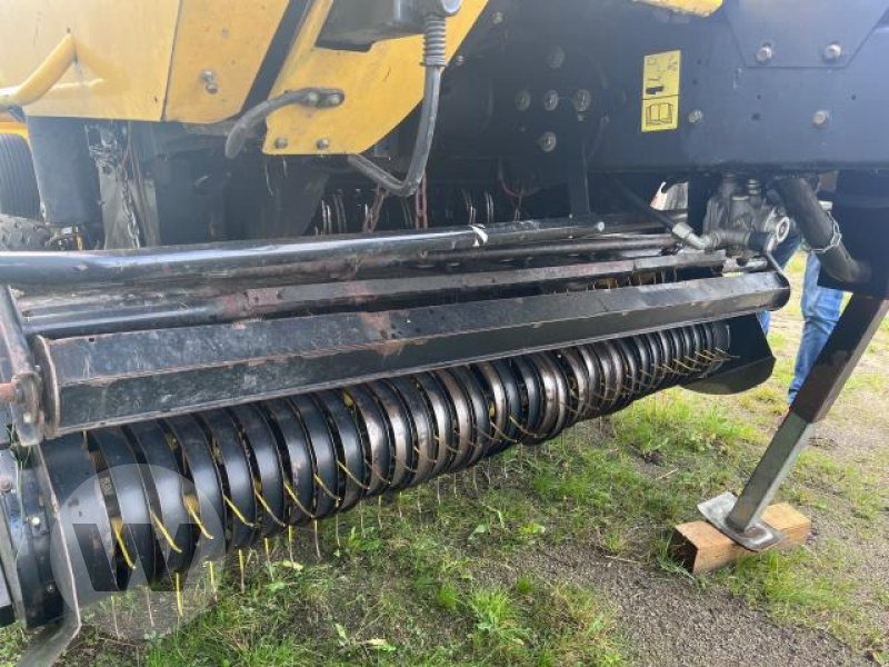 New Holland BR 7070 - Rundbalspress: bild 3 New Holland BR 7070 - Rundbalspress: bild 3