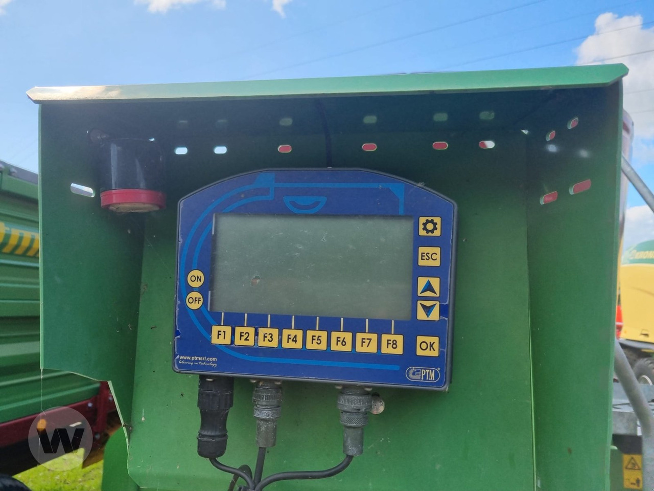 Strautmann Verti Mix 2401 Double - Fullfoderblandare: bild 2 Strautmann Verti Mix 2401 Double - Fullfoderblandare: bild 2