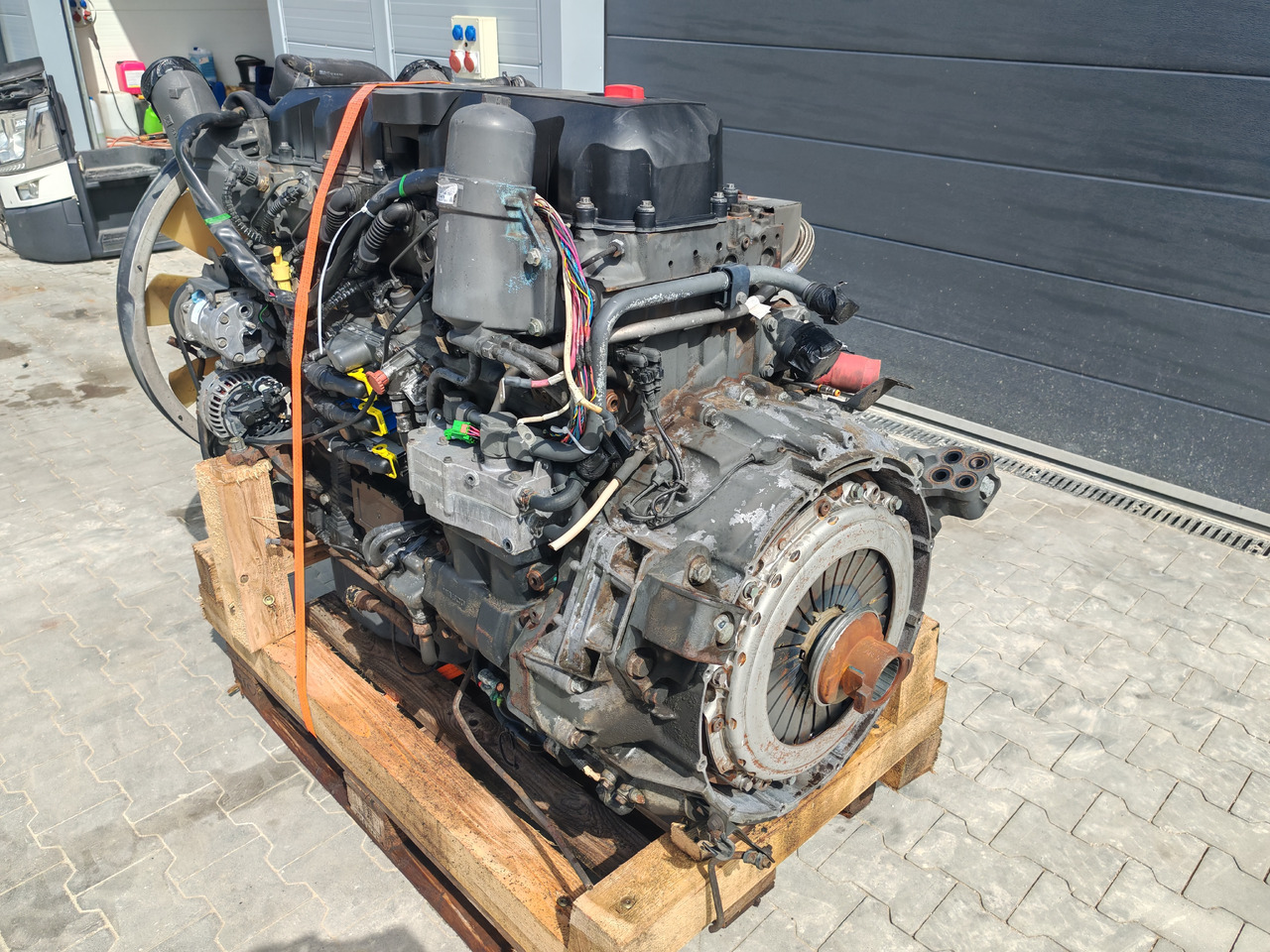 DAF XF CF ENGINE MX 340U1 / EURO5 / COMPLETE ENGINE / WORLDWIDE DELIVERY - Motor: bild 2 DAF XF CF ENGINE MX 340U1 / EURO5 / COMPLETE ENGINE / WORLDWIDE DELIVERY - Motor: bild 2