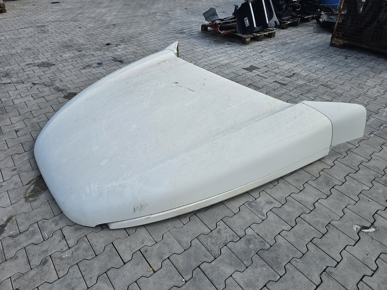 DAF XF105 SPACE CAB / ROOF SPOILER - Aerodynamik/ Spoiler: bild 1 DAF XF105 SPACE CAB / ROOF SPOILER - Aerodynamik/ Spoiler: bild 1