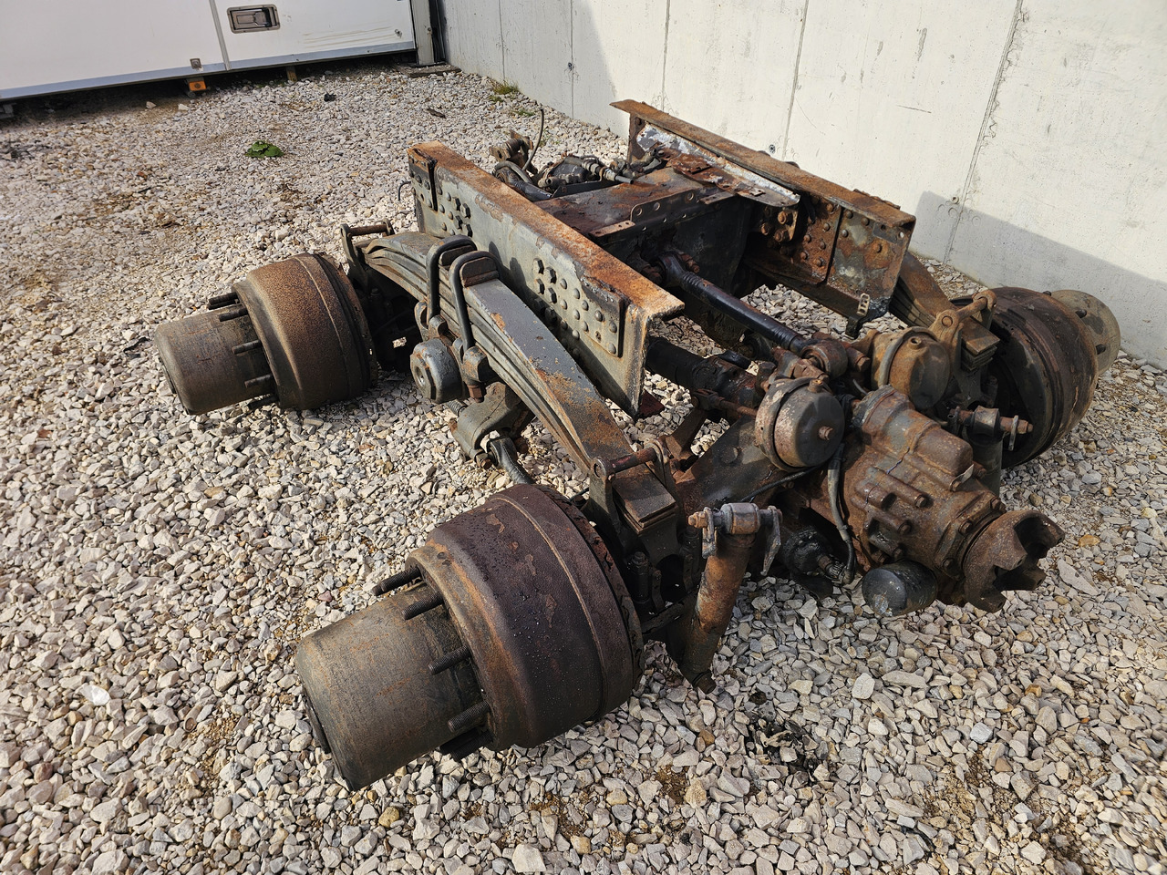 SCANIA COMPLETE REAR AXLES SET / RBP735 / RATIO= 3,93 / 6x4 6x6 8x4 8x6 - Bakaxel: bild 5 SCANIA COMPLETE REAR AXLES SET / RBP735 / RATIO= 3,93 / 6x4 6x6 8x4 8x6 - Bakaxel: bild 5