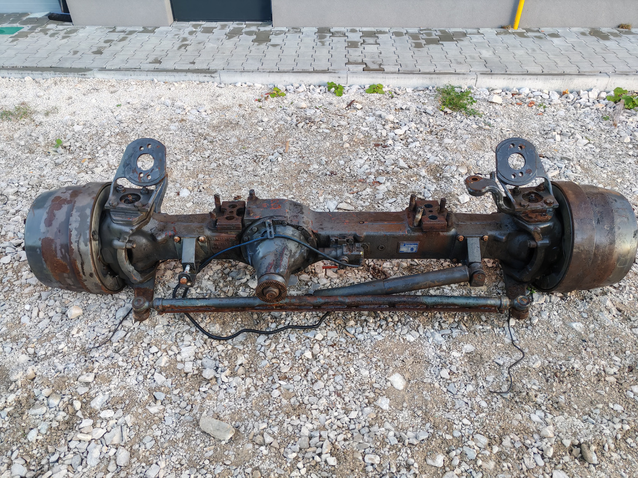 VOLVO FH FM FMX / FRONT DRIVE AXLE 4X4 6X6 / APL-9000 / RATIO: 6.89/2.07 - Framaxel: bild 2 VOLVO FH FM FMX / FRONT DRIVE AXLE 4X4 6X6 / APL-9000 / RATIO: 6.89/2.07 - Framaxel: bild 2