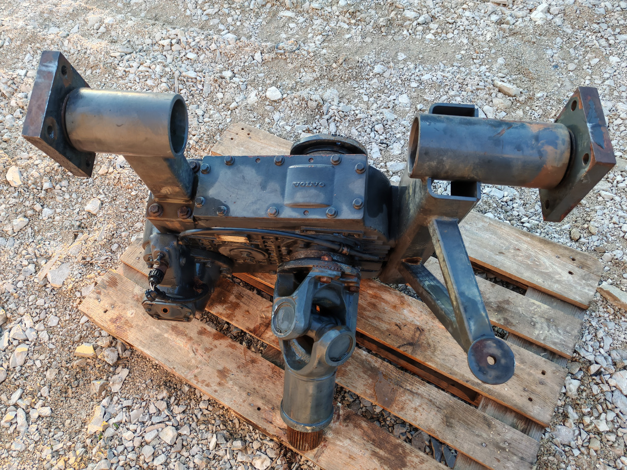 VOLVO FM FM FMX / TRANSFER CASE 4x4 6x6 8x8 / VT2501TB -B / 1,040:1 - Transmission: bild 5 VOLVO FM FM FMX / TRANSFER CASE 4x4 6x6 8x8 / VT2501TB -B / 1,040:1 - Transmission: bild 5