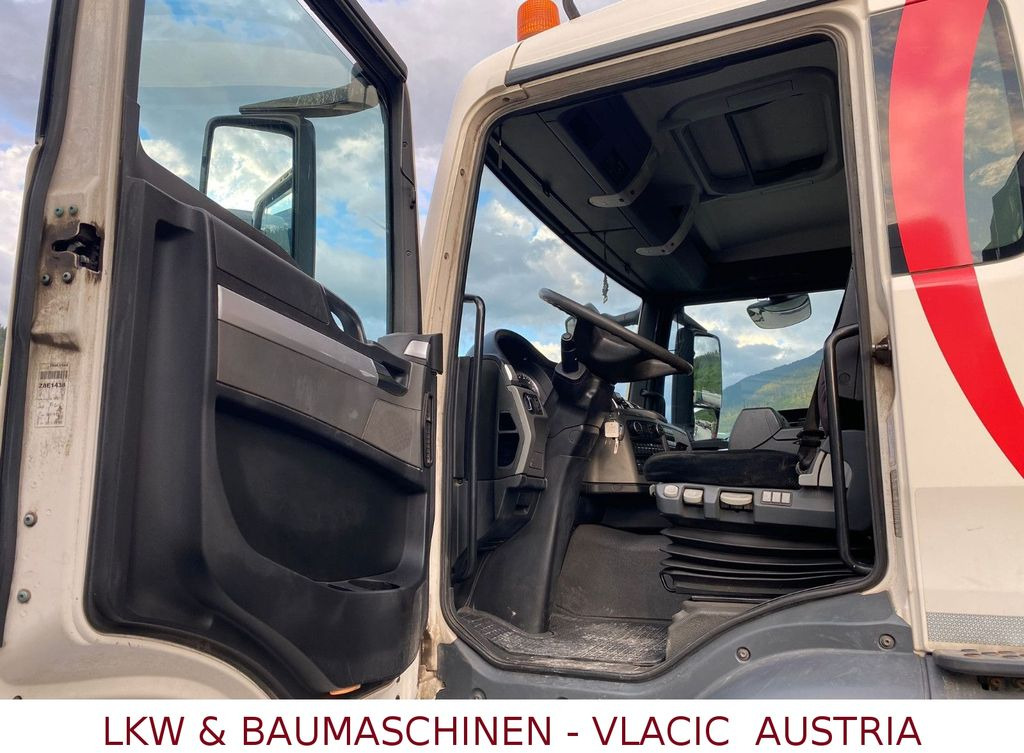 MAN TGS 33.440 (6x4) EEV Abrollkipper MAN TGS 33.440 (6x4) EEV Abrollkipper - Lastväxlare lastbil: bild 3 MAN TGS 33.440 (6x4) EEV Abrollkipper MAN TGS 33.440 (6x4) EEV Abrollkipper - Lastväxlare lastbil: bild 3