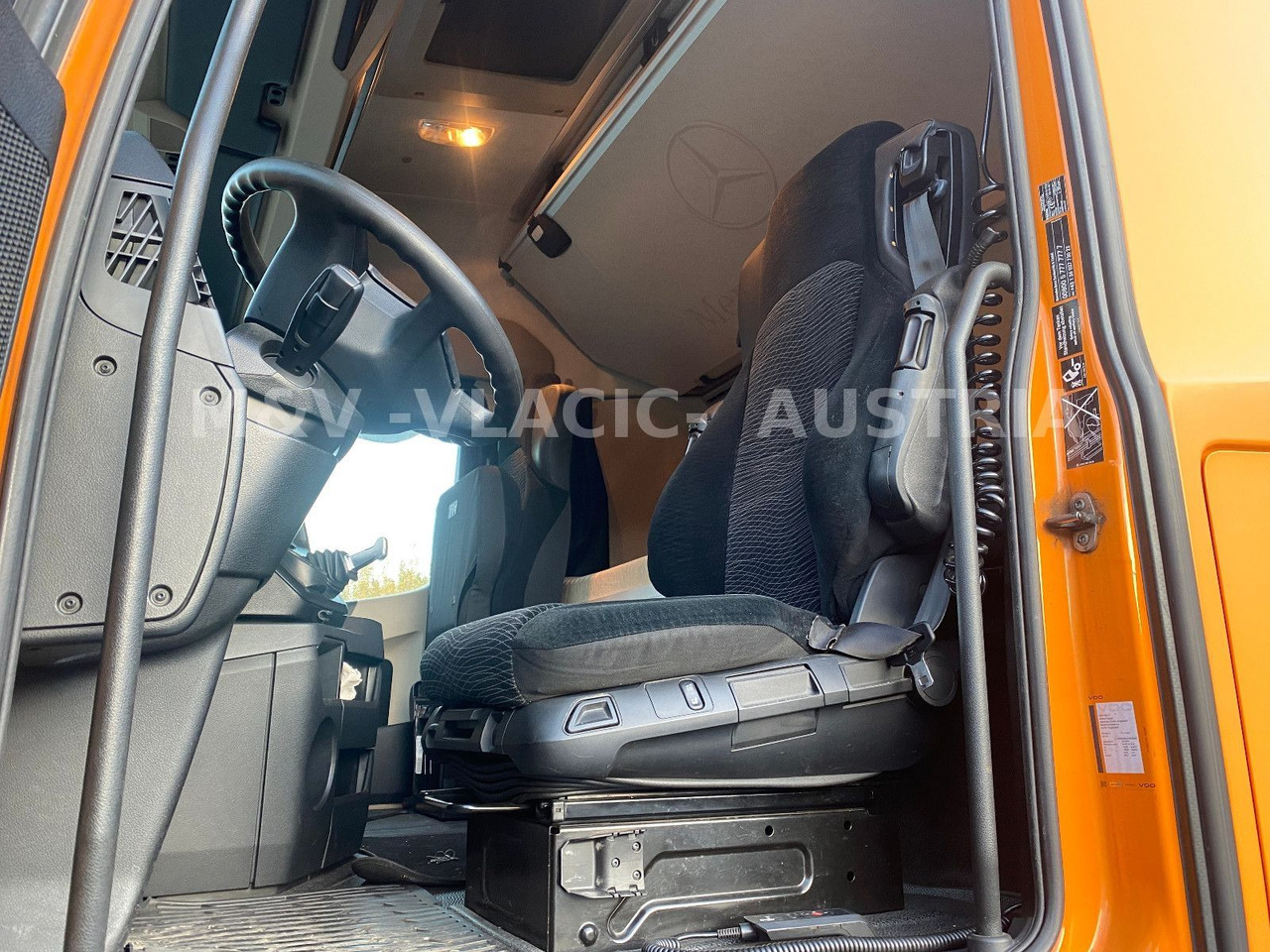 Mercedes-Benz 2542 - Containerbil/ Växelflak lastbil: bild 4 Mercedes-Benz 2542 - Containerbil/ Växelflak lastbil: bild 4