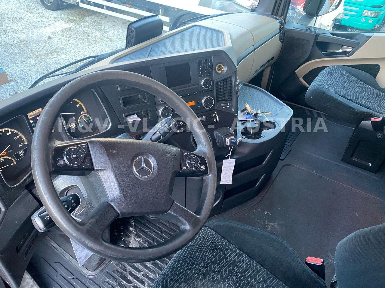 Mercedes-Benz 2542 - Containerbil/ Växelflak lastbil: bild 5 Mercedes-Benz 2542 - Containerbil/ Växelflak lastbil: bild 5