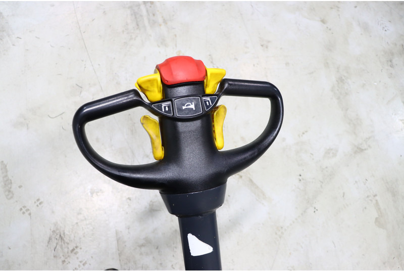 Komatsu CNI 14 - Staplare: bild 2 Komatsu CNI 14 - Staplare: bild 2