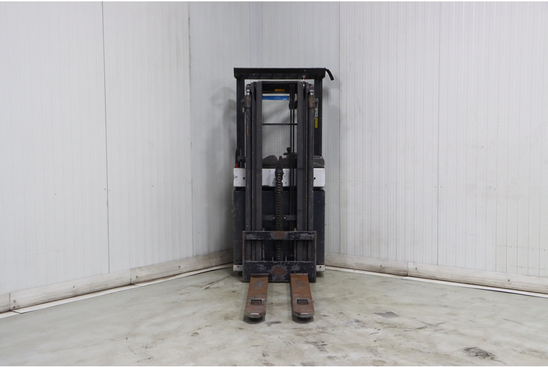 Nissan AJN160 - Skjutstativtruck: bild 3 Nissan AJN160 - Skjutstativtruck: bild 3