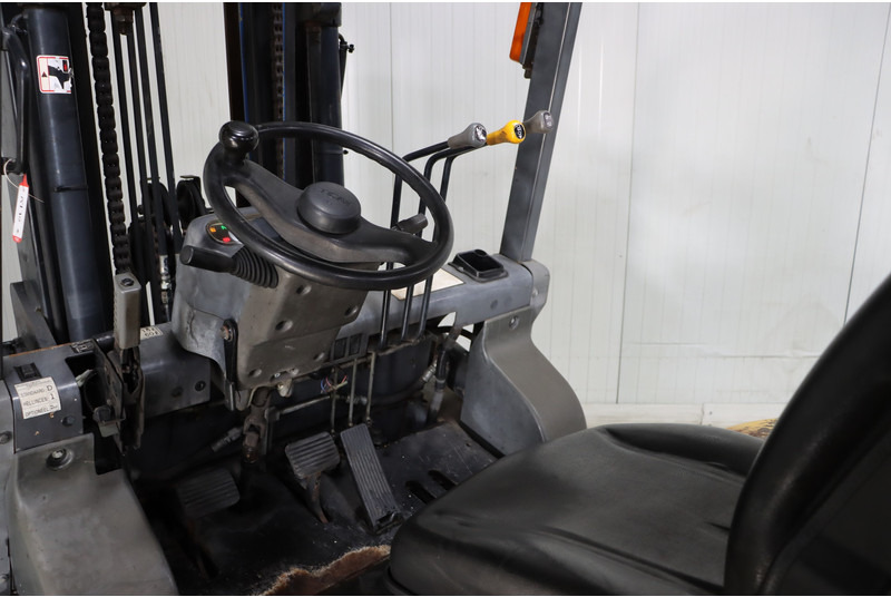 TCM FD40T2 - Dieseltruck: bild 2 TCM FD40T2 - Dieseltruck: bild 2