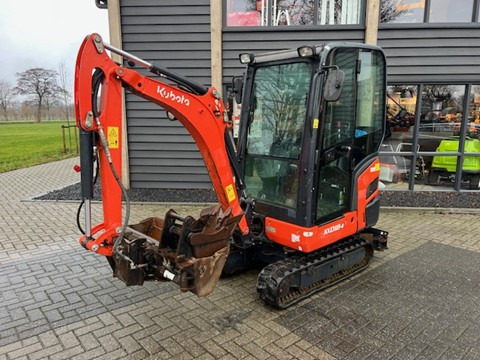 KUBOTA KX 018-4 - Minigrävmaskin: bild 1 KUBOTA KX 018-4 - Minigrävmaskin: bild 1