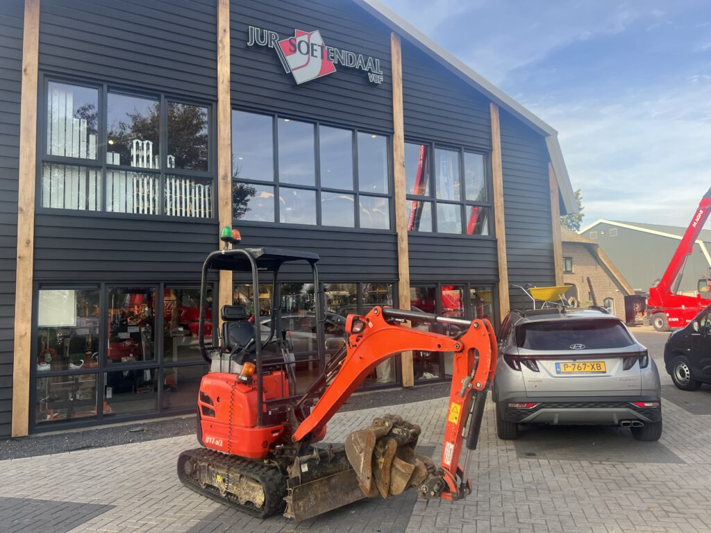 KUBOTA U17-3 - Minigrävmaskin: bild 2 KUBOTA U17-3 - Minigrävmaskin: bild 2