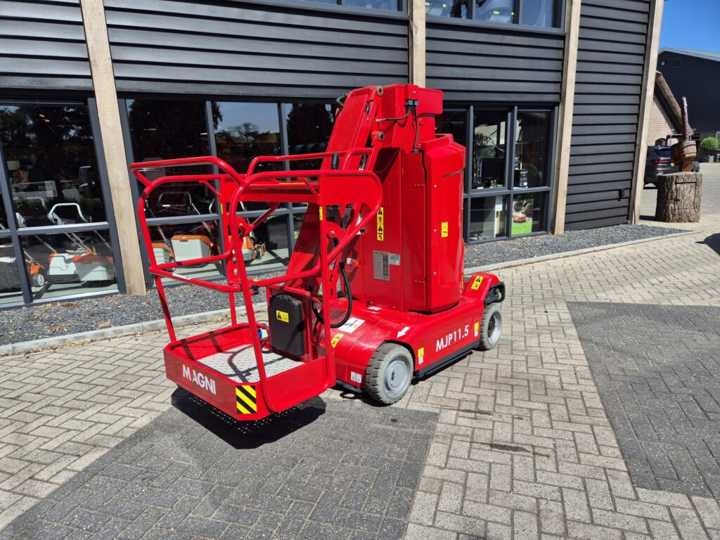 MAGNI MJP 11.5 - Lift: bild 2 MAGNI MJP 11.5 - Lift: bild 2