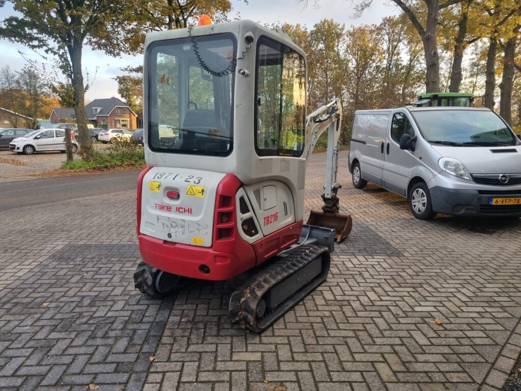 TAKEUCHI TB216 minidigger - Minigrävmaskin: bild 4 TAKEUCHI TB216 minidigger - Minigrävmaskin: bild 4