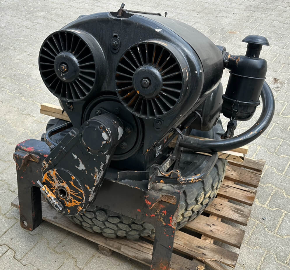 Unimog Vorbaukompressor Elektron 5-299A10 - Reservdelar för Utility/ Specialfordon: bild 1 Unimog Vorbaukompressor Elektron 5-299A10 - Reservdelar för Utility/ Specialfordon: bild 1