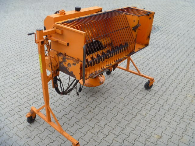 Unimog Salzstreuer Gmeiner DK WA 24V - Sand-/ Saltspridare: bild 3 Unimog Salzstreuer Gmeiner DK WA 24V - Sand-/ Saltspridare: bild 3