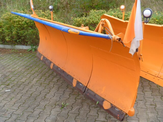 Unimog Schneepflug - Schneeschild Schmidt MF5.3 - Snöplog: bild 1 Unimog Schneepflug - Schneeschild Schmidt MF5.3 - Snöplog: bild 1