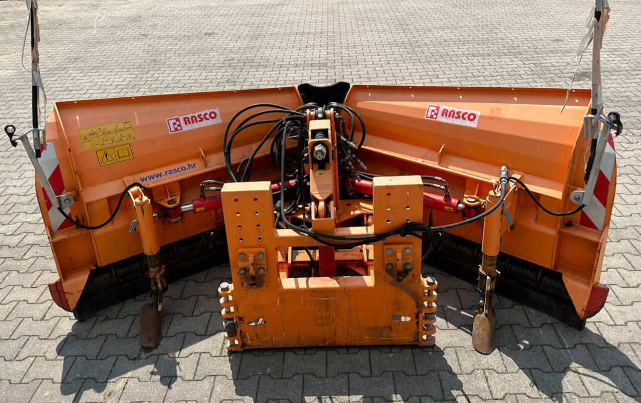 Unimog Schneepflug - Vario Rasco VERTUS 3.2 GB2X3 - Snöplog: bild 5 Unimog Schneepflug - Vario Rasco VERTUS 3.2 GB2X3 - Snöplog: bild 5