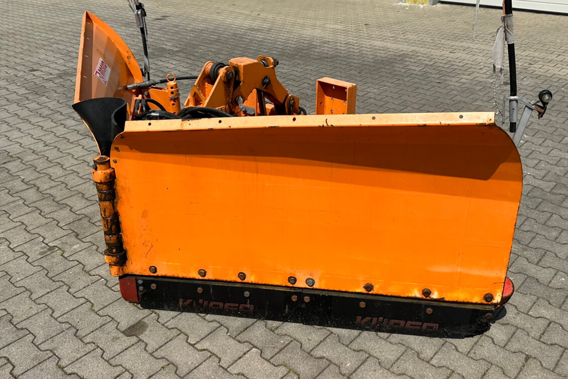 Unimog Schneepflug - Vario Rasco VERTUS 3.2 GB2X3 - Snöplog: bild 2 Unimog Schneepflug - Vario Rasco VERTUS 3.2 GB2X3 - Snöplog: bild 2