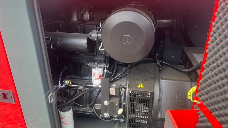 Bauer GFS-120 ATS, 120 kW/150 kVA Fabriksny generator - Elgenerator: bild 5 Bauer GFS-120 ATS, 120 kW/150 kVA Fabriksny generator - Elgenerator: bild 5