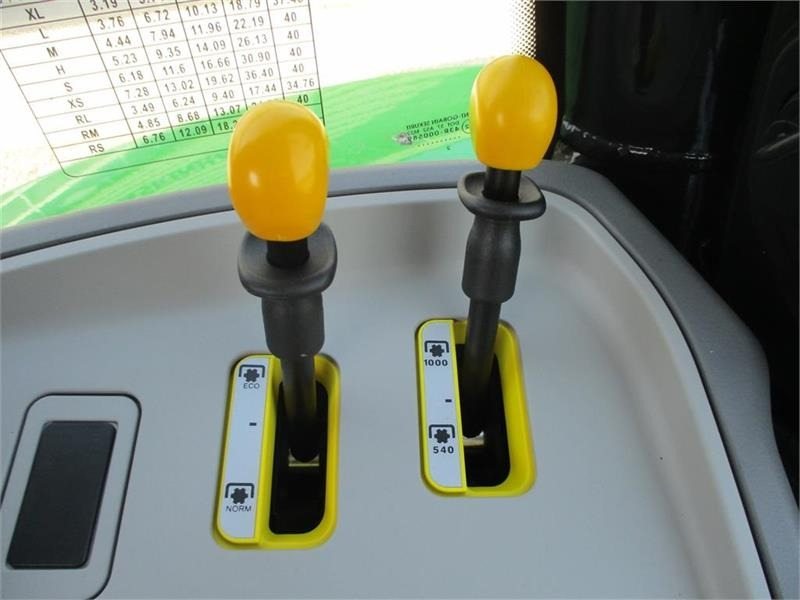 Traktor Deutz-fahr Agrotron 6205G New and Unused tractor: bild 13