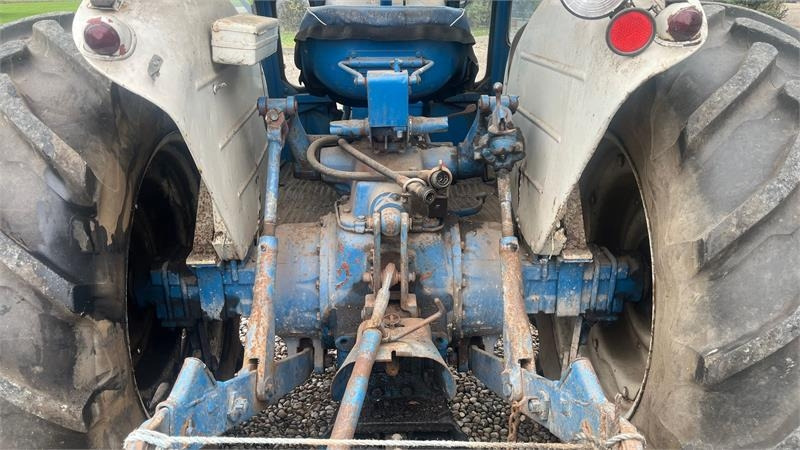 Ford 5000 Y-model - Traktor: bild 4 Ford 5000 Y-model - Traktor: bild 4