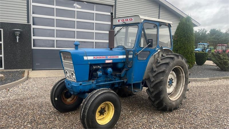 Ford 5000 Y-model - Traktor: bild 2 Ford 5000 Y-model - Traktor: bild 2