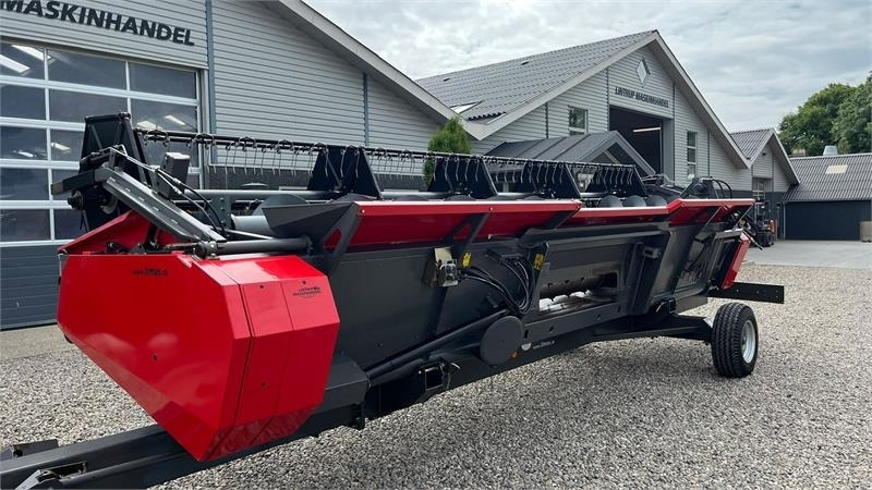 Massey Ferguson 7370 BETA. Gårdmaskine med kun 1080 motortimer. Me - Skördetröska: bild 3 Massey Ferguson 7370 BETA. Gårdmaskine med kun 1080 motortimer. Me - Skördetröska: bild 3