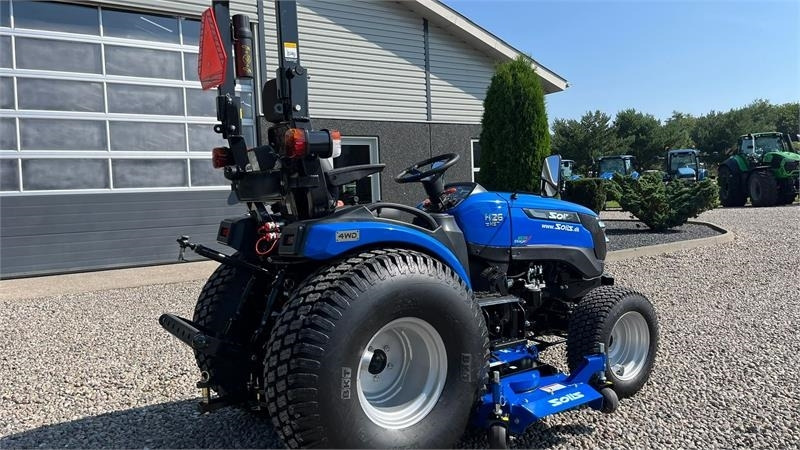 Kommunaltraktor Solis 26 HST Hydrostat Turf hjul og klipperbord: bild 8