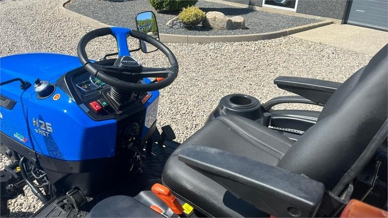 Solis H26 HST Hydrostat. Industrihjul - Traktor: bild 5 Solis H26 HST Hydrostat. Industrihjul - Traktor: bild 5