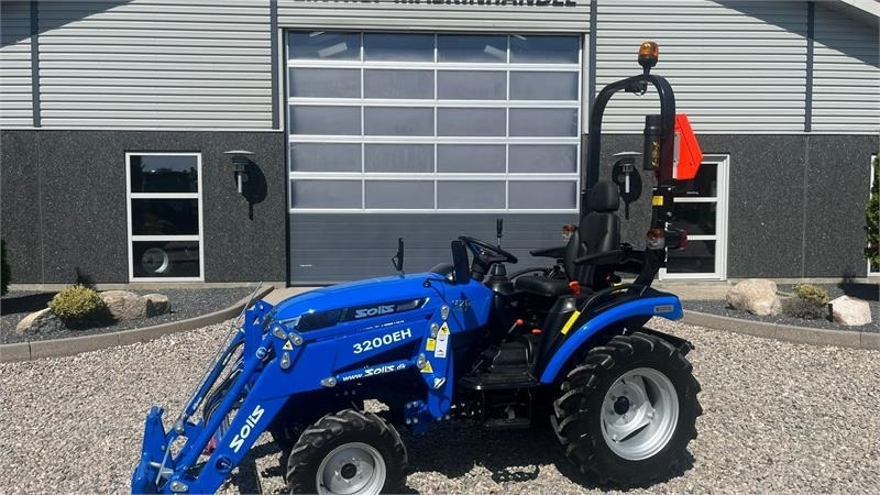 Solis H26 HST Med Frontlæsser - Traktor: bild 1 Solis H26 HST Med Frontlæsser - Traktor: bild 1