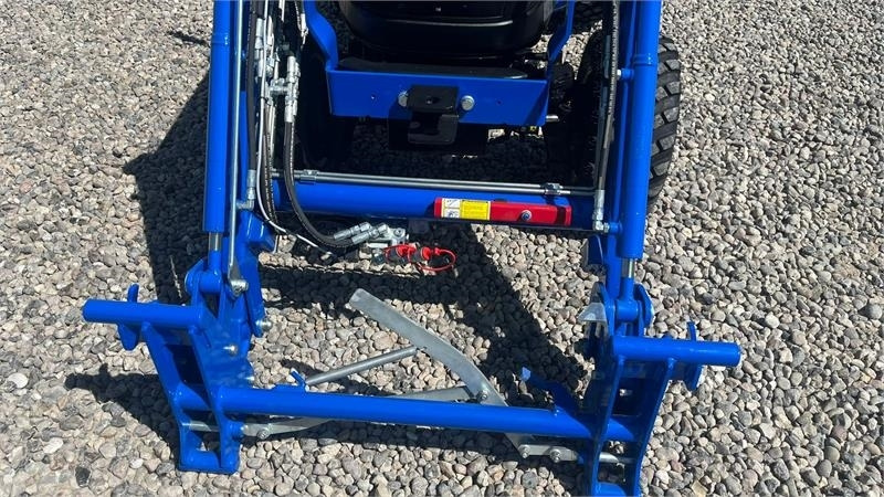 Solis H26 HST Med Frontlæsser og GardenPro dæk - Traktor: bild 4 Solis H26 HST Med Frontlæsser og GardenPro dæk - Traktor: bild 4