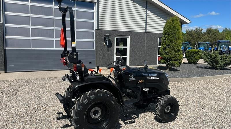 Kommunaltraktor Solis S26 Limited Edition i sort 6+2 Gearmaskine med Ser: bild 19