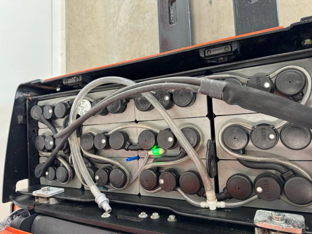 Toyota 10545 LPE200 - Låglyftar: bild 4 Toyota 10545 LPE200 - Låglyftar: bild 4