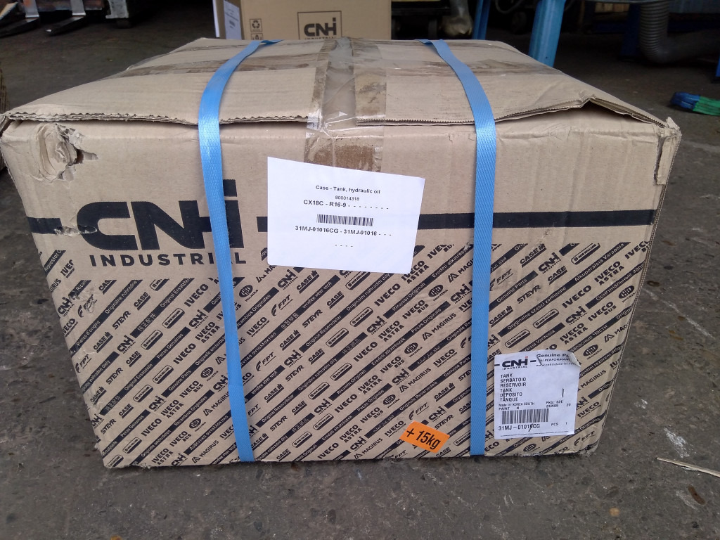 Case 31MJ-01016CG - 31MJ-01016 - Hydrauliktank för Byggmaskiner: bild 5 Case 31MJ-01016CG - 31MJ-01016 - Hydrauliktank för Byggmaskiner: bild 5