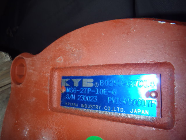 Case PV15V00017F1 - Svängmotor för Byggmaskiner: bild 2 Case PV15V00017F1 - Svängmotor för Byggmaskiner: bild 2