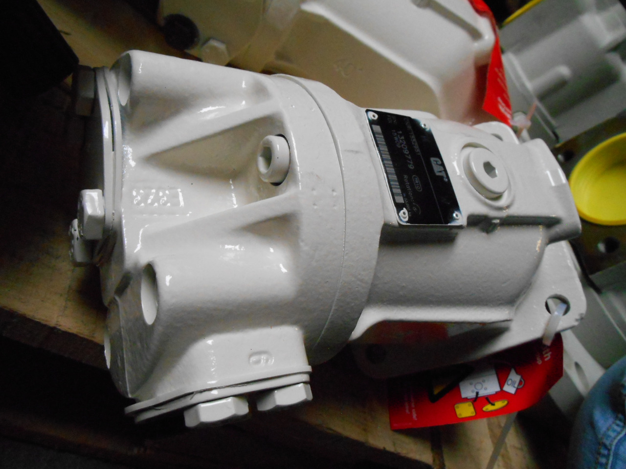 Caterpillar 1552951 - 5338219 - Hydraulmotor för Lantbruksmaskiner: bild 2 Caterpillar 1552951 - 5338219 - Hydraulmotor för Lantbruksmaskiner: bild 2