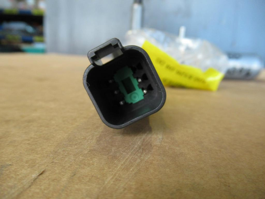 Caterpillar 3305013 - Vindrutetorkare för Byggmaskiner: bild 4 Caterpillar 3305013 - Vindrutetorkare för Byggmaskiner: bild 4