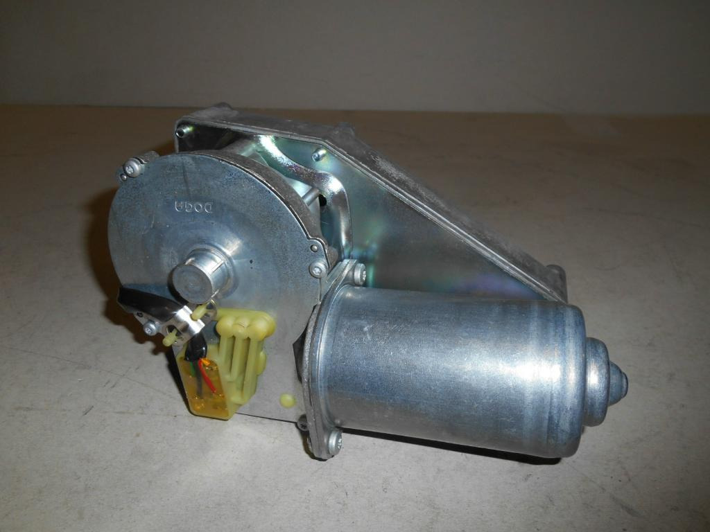 Caterpillar 3305061 - - Vindrutetorkare för Byggmaskiner: bild 1 Caterpillar 3305061 - - Vindrutetorkare för Byggmaskiner: bild 1