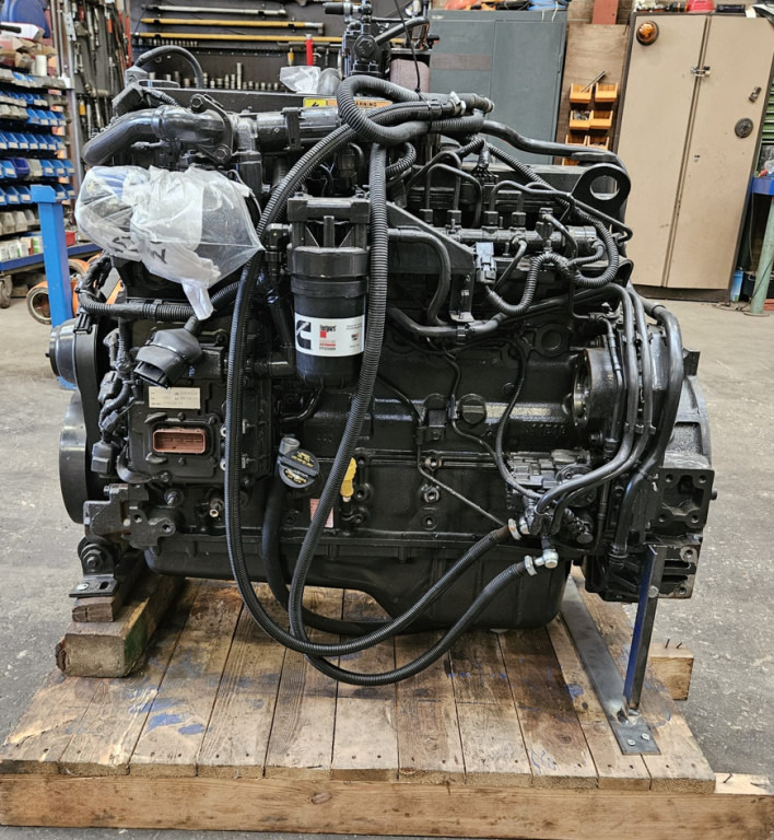 Cummins QSB6.7 - Motor för Byggmaskiner: bild 1 Cummins QSB6.7 - Motor för Byggmaskiner: bild 1