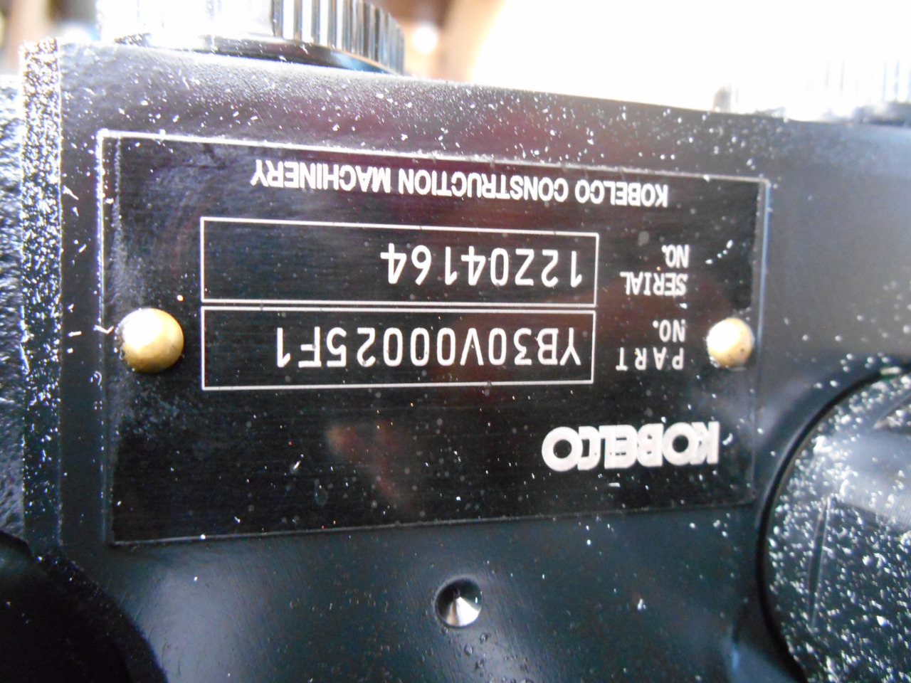 Kobelco YB30V00025F1 - Hydraulventil för Byggmaskiner: bild 1 Kobelco YB30V00025F1 - Hydraulventil för Byggmaskiner: bild 1