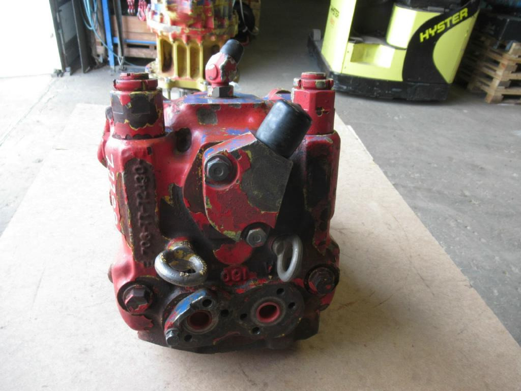 Komatsu PC400LC-5 - - Svängmotor för Byggmaskiner: bild 3 Komatsu PC400LC-5 - - Svängmotor för Byggmaskiner: bild 3