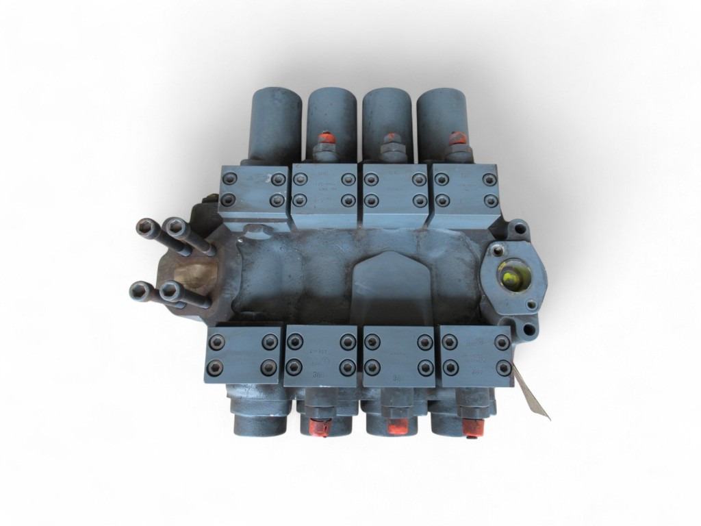 New Holland 1771467 - 1793858 - Hydraulventil för Byggmaskiner: bild 1 New Holland 1771467 - 1793858 - Hydraulventil för Byggmaskiner: bild 1