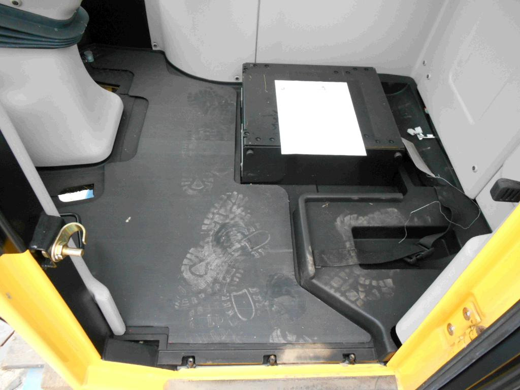 New Holland 76054395 - Hytt för Byggmaskiner: bild 2 New Holland 76054395 - Hytt för Byggmaskiner: bild 2