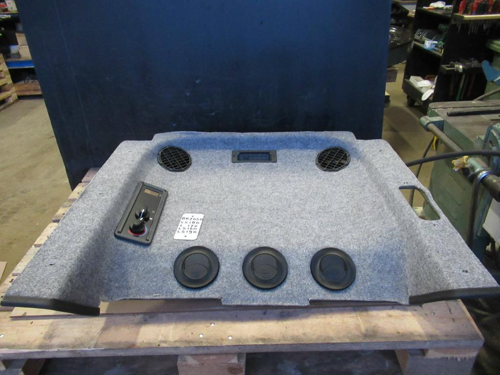 New Holland 87026823 - 87520844 - Värme/ Ventilation för Lantbruksmaskiner: bild 1 New Holland 87026823 - 87520844 - Värme/ Ventilation för Lantbruksmaskiner: bild 1