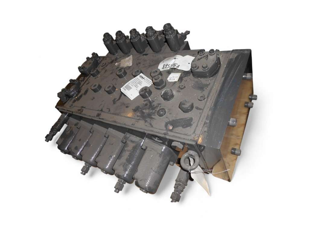 New Holland 8918568 - Hydraulventil för Byggmaskiner: bild 2 New Holland 8918568 - Hydraulventil för Byggmaskiner: bild 2